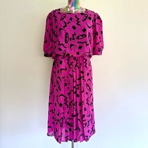〰️VINTAGE 80s Magenta Abstract Geometric Midi Dress